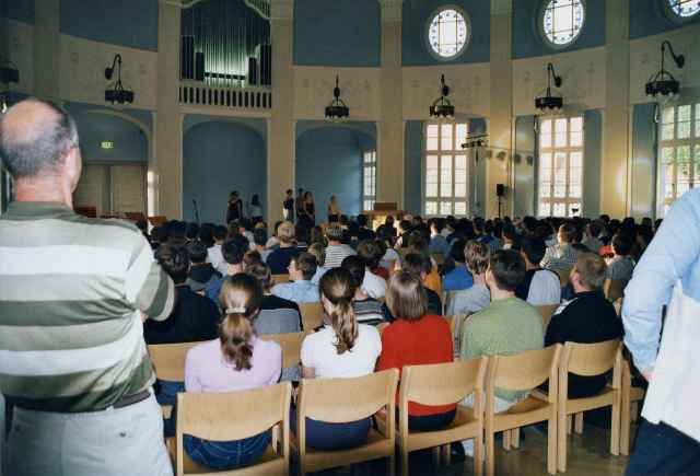 Im Viktoria-Saal des Hegel-Gymnasiums Magdeburg (2)
